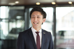 スタッフ画像