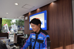 スタッフ画像