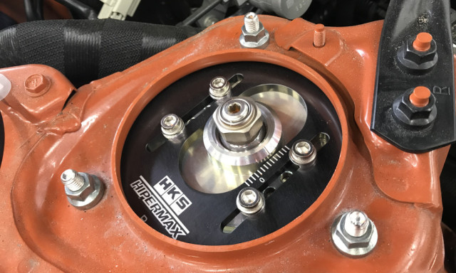 GR86 HKSさんサスペンション ハイパーマックスS取付け